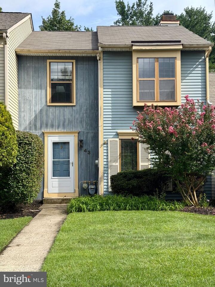 Property Photo:  43 Tynemouth Court  NJ 08691 