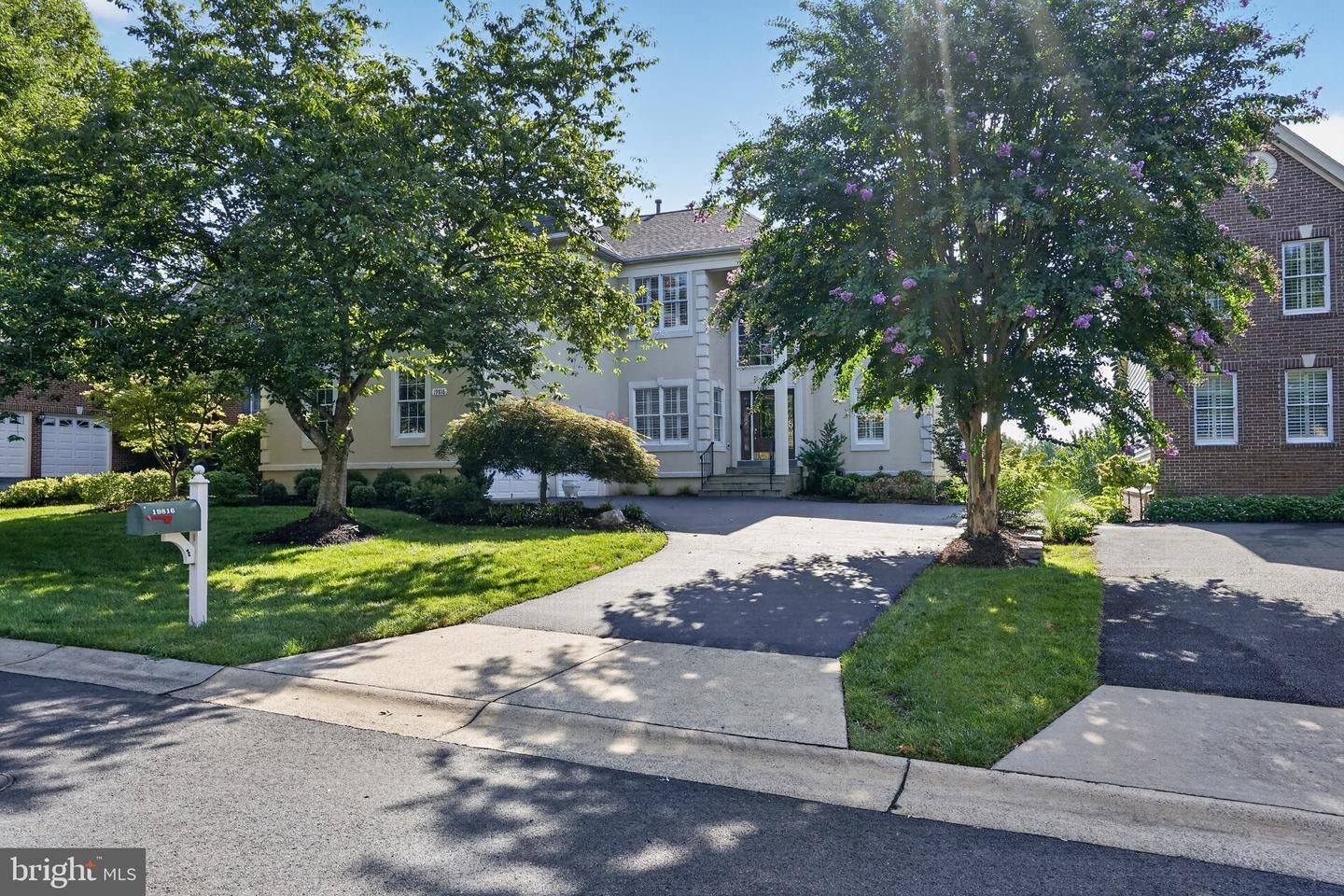 Property Photo:  19816 Bethpage  VA 20147 