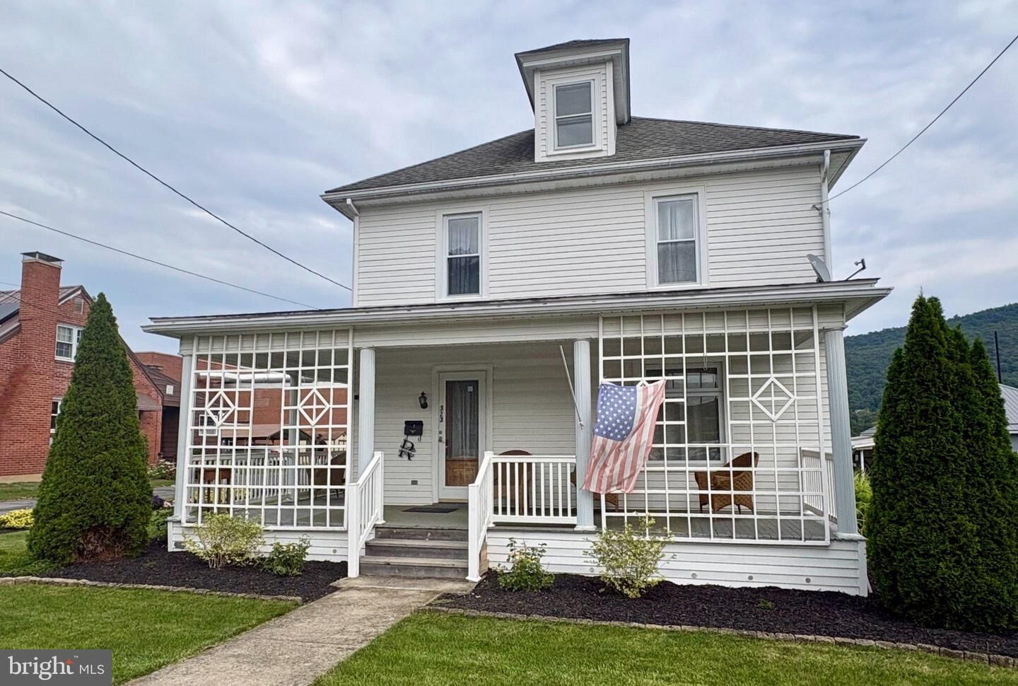Property Photo:  323 S Bedford Street  PA 15522 