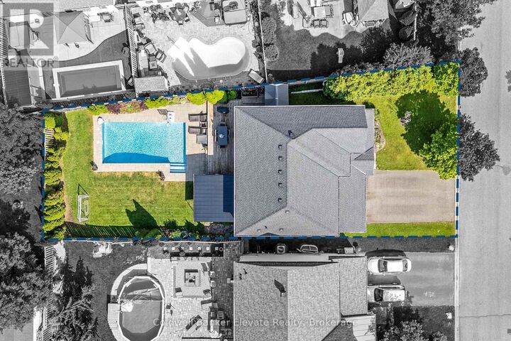Property Photo:  28 Brown's Crescent  ON L7J 3A4 