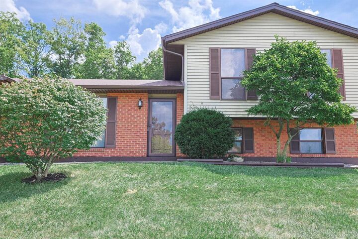 Property Photo: 5587 Boehm Drive OH 45014