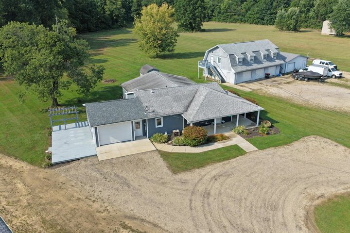 Property Photo:  4340 N Bank NE Road  OH 43046 