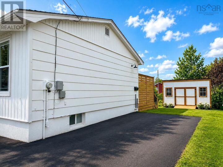 Property Photo:  46 Donald Avenue  NS B4H 3C5 