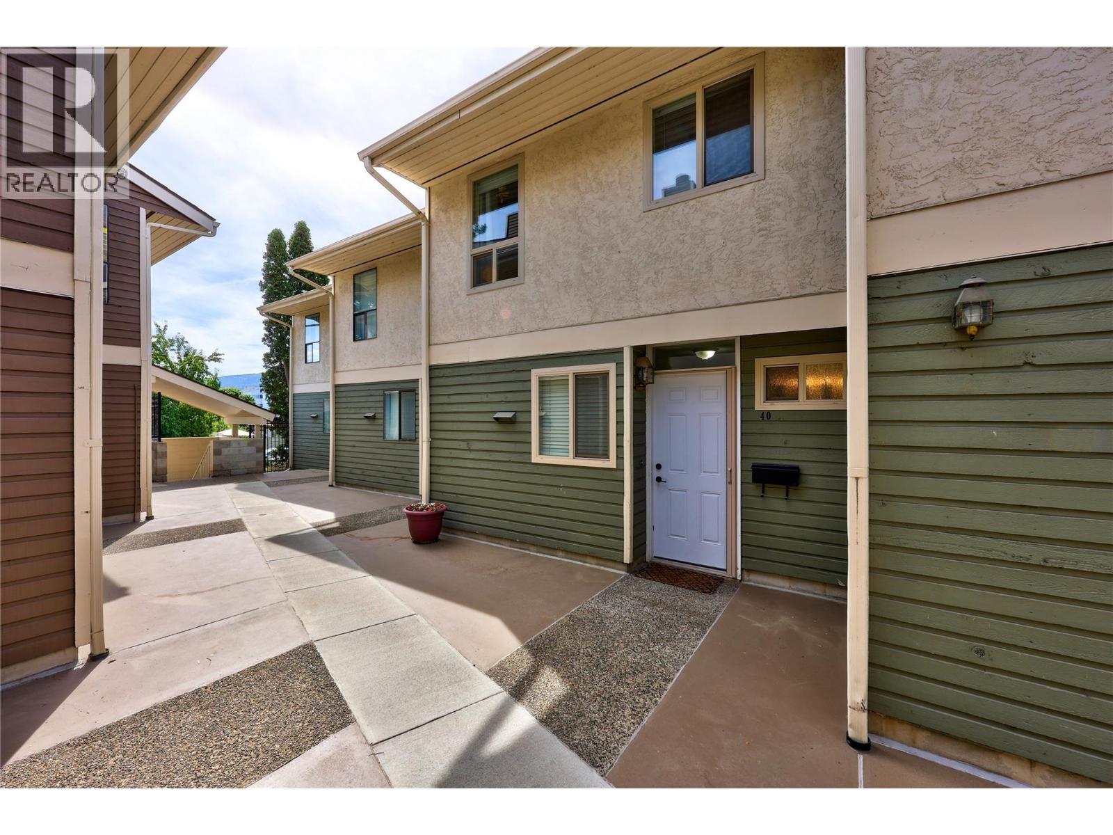Property Photo:  145 Nicola Street 40  BC V2C 2P2 