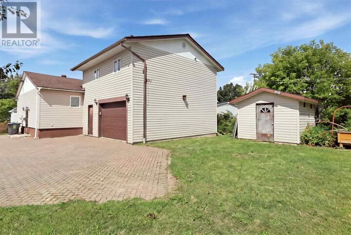 Property Photo:  30 Adeline Undefined  ON P6B 5M4 