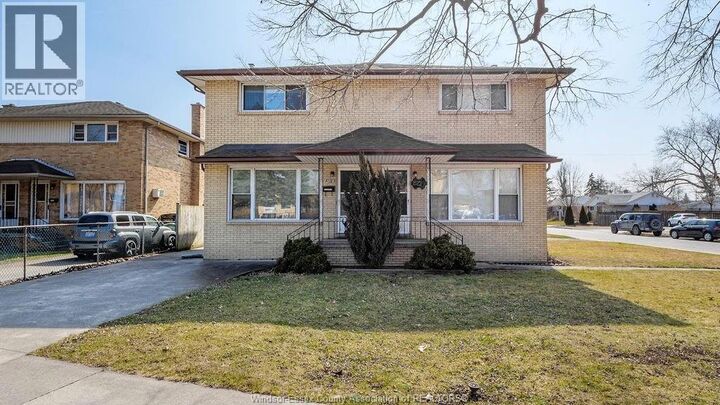 Property Photo:  8729 Wyandotte  ON N8S 1V1 