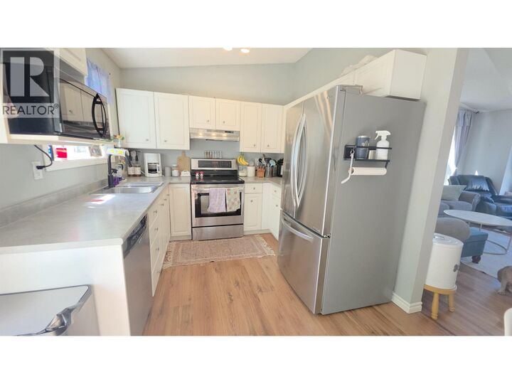 Property Photo:  398 5th Street  BC V0J 3A0 