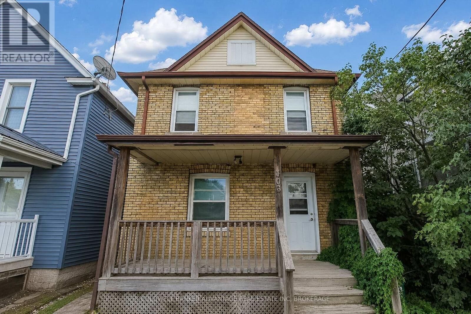Photo de la propriété: 305 Burgar Street ON L3B 2T5