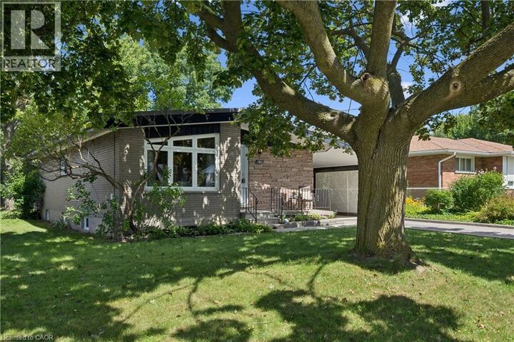 Property Photo:  146 Kenneth Avenue  ON N2A 1W2 