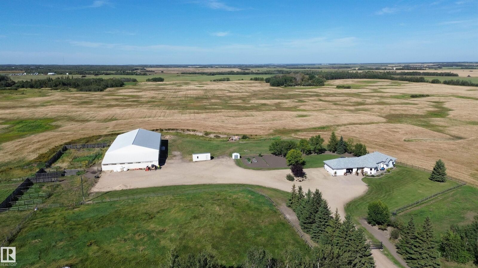 Property Photo:  26526 Twp Road 572  AB T0G 0H0 