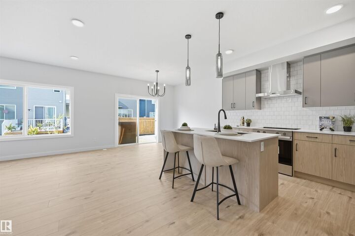 Property Photo:  3038 Dixon Landing SW  AB T6W 5L2 