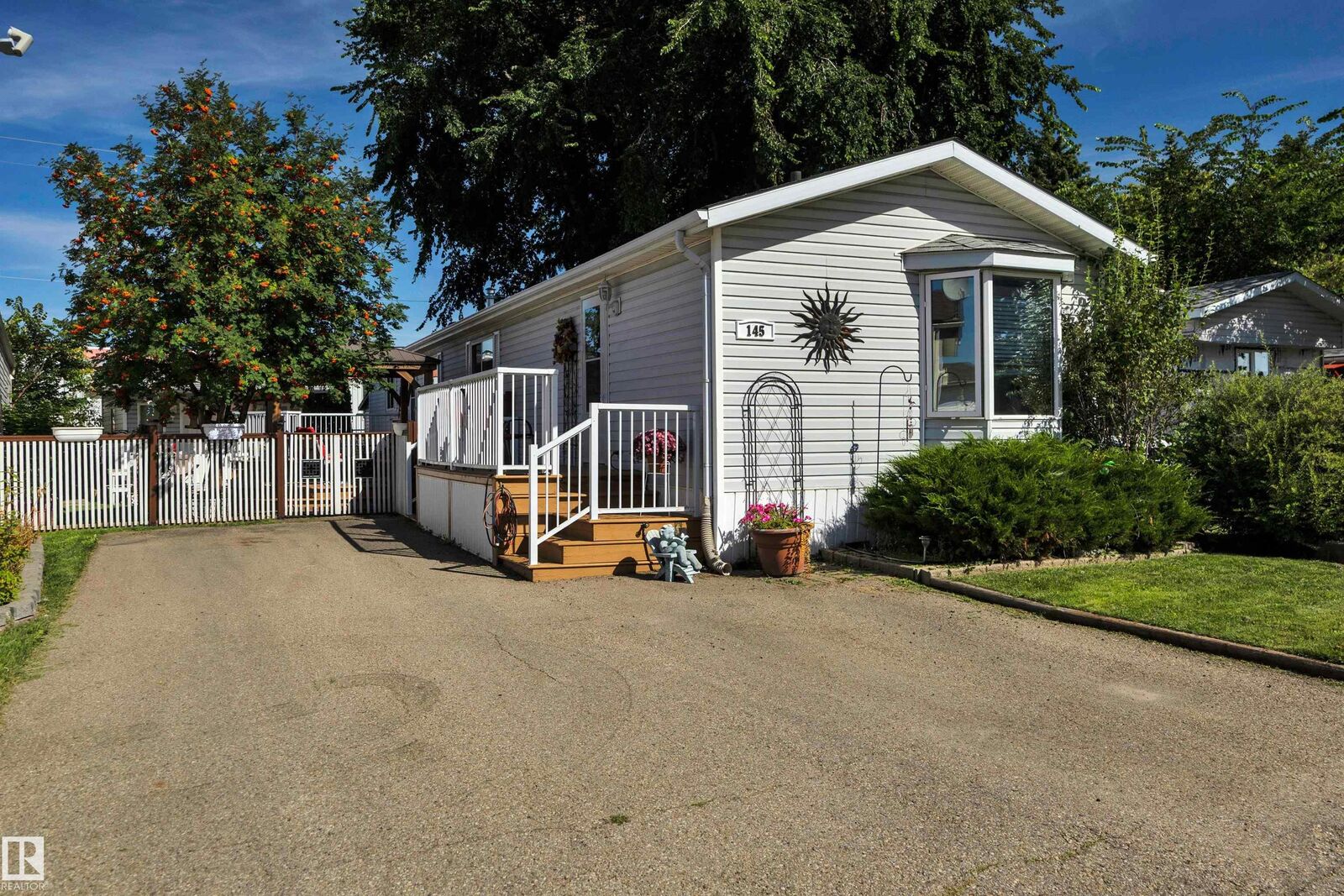 Property Photo:  145 Willow Park Estate  AB T9E 6J7 