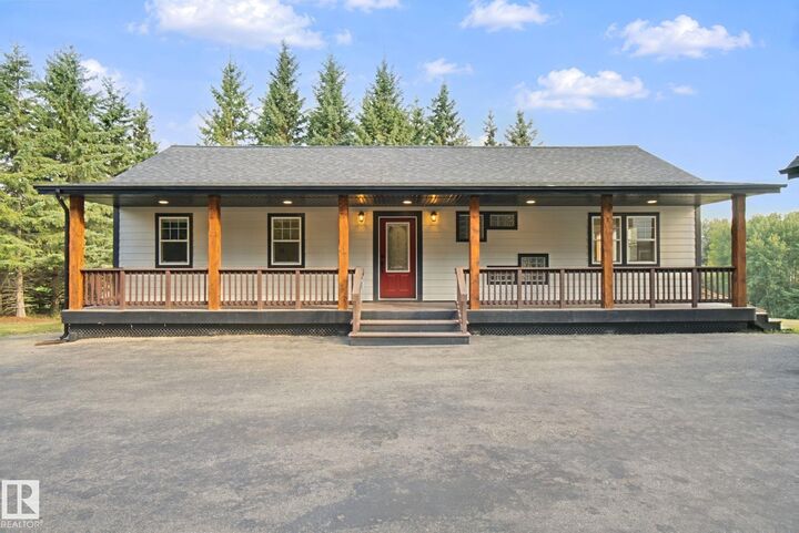 Property Photo:  53203 Rge Road 15 14  AB T7Y 0C3 