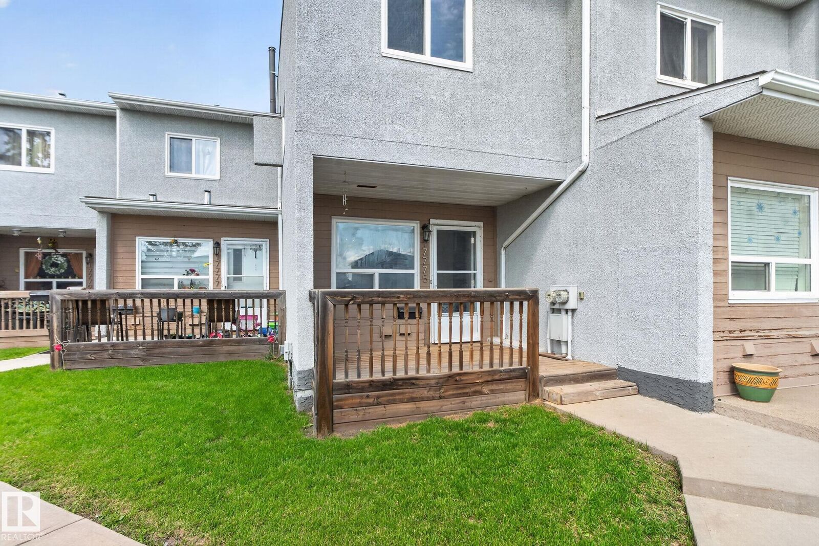 Property Photo:  17775 95 Street NW  AB T5Z 2E3 