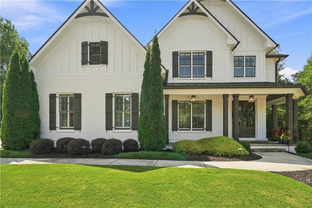 Property Photo:  6025 Pebblestone Lane  GA 30040 