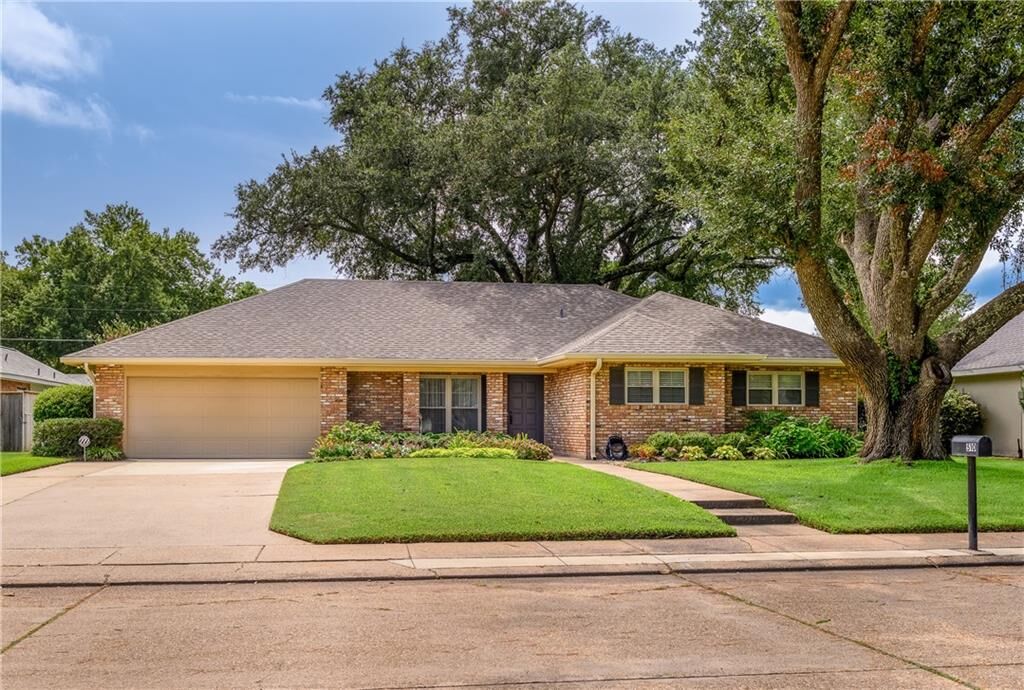 Property Photo:  510 Welwyn Way  LA 71303 