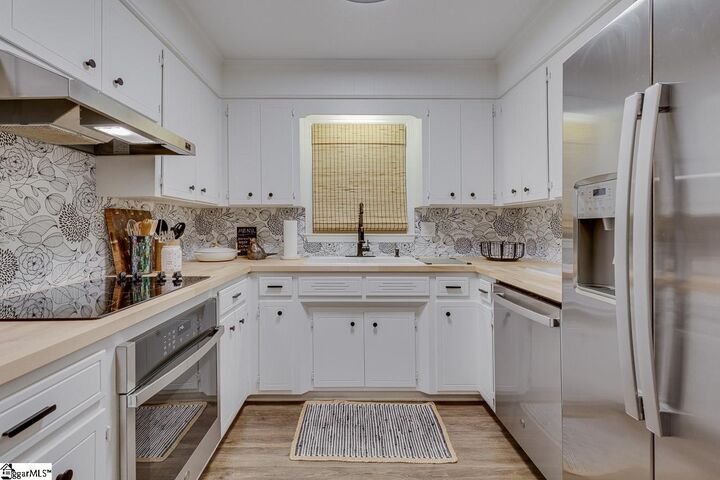 Property Photo: 279 Brookfield Road SC 29376