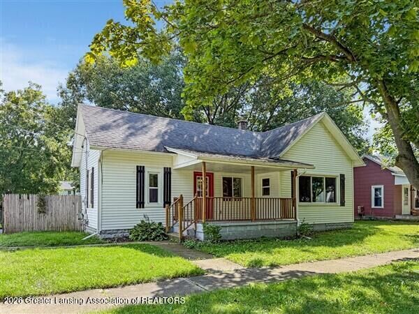 Property Photo:  422 Forest Street  MI 48813 