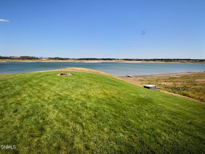 Property Photo: 1296 41X Avenue NW ND 58540