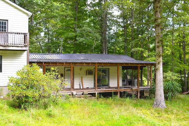 Property Photo:  7649 Moncove Lake Rd  WV 24941 