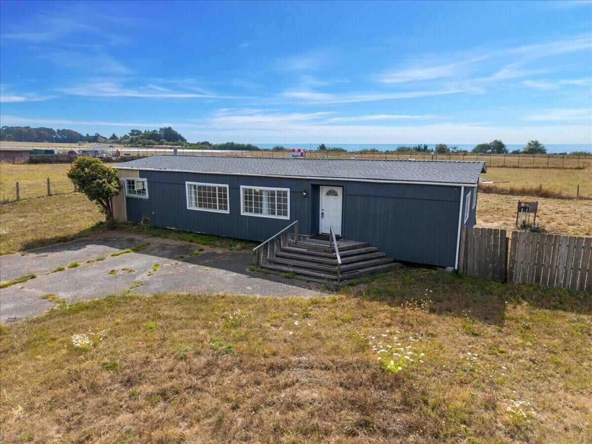 Property Photo: 4520 Kjer Road CA 95519