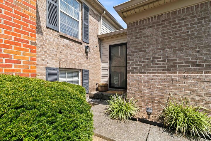 Property Photo:  319 Johns Turn Trail  KY 40514 