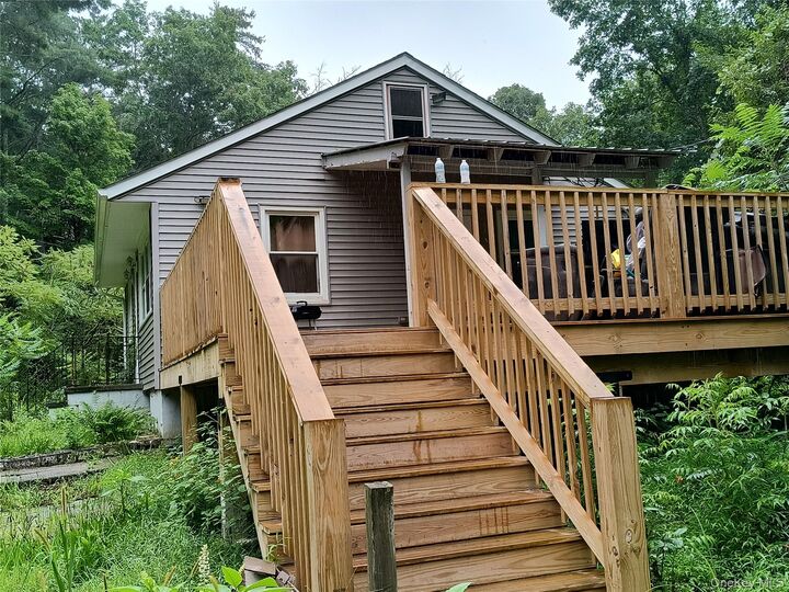 Property Photo:  28 Pine Tree Lane  NY 12790 