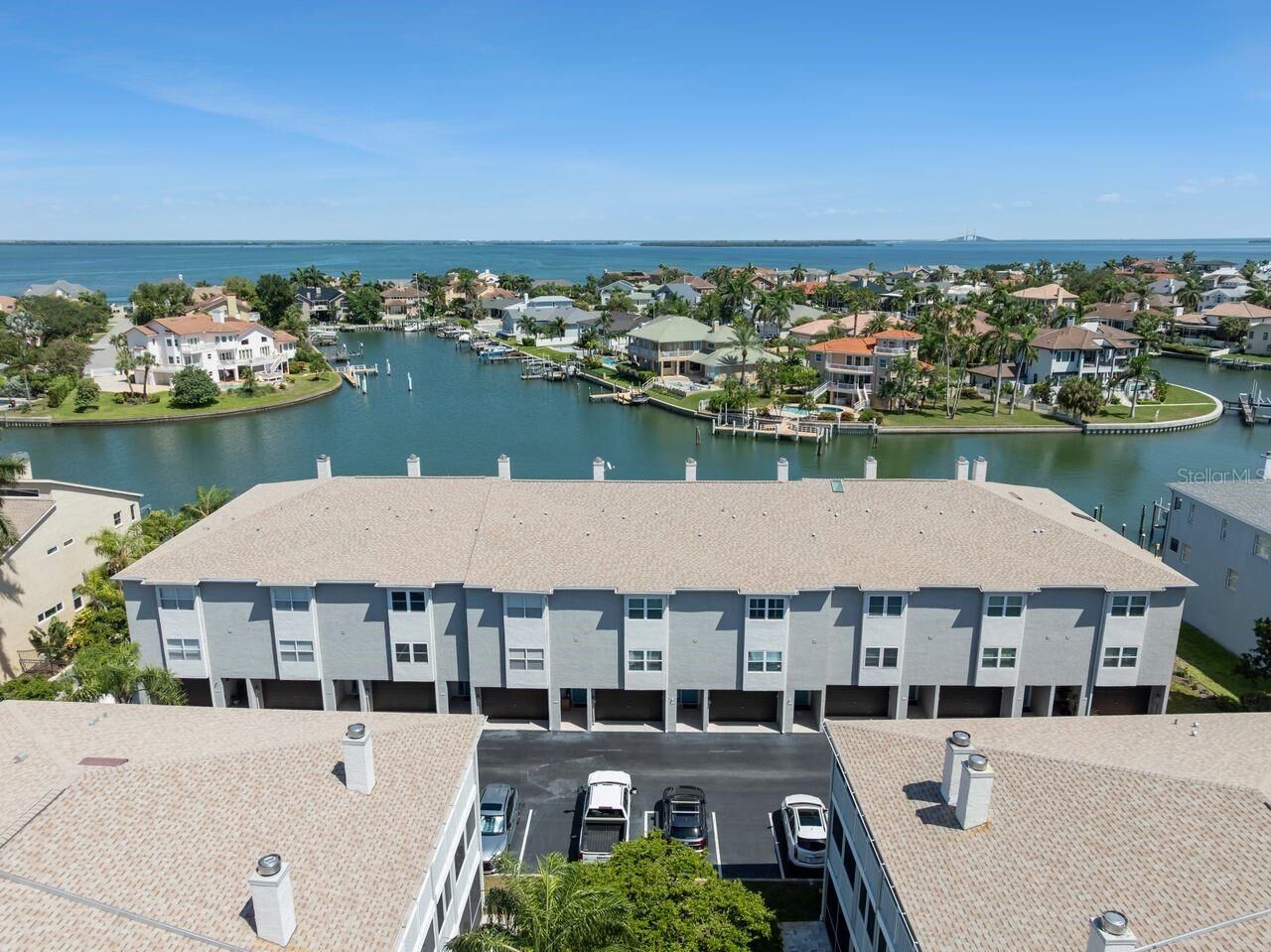 Property Photo:  521 Pinellas Bayway S 105  FL 33715 