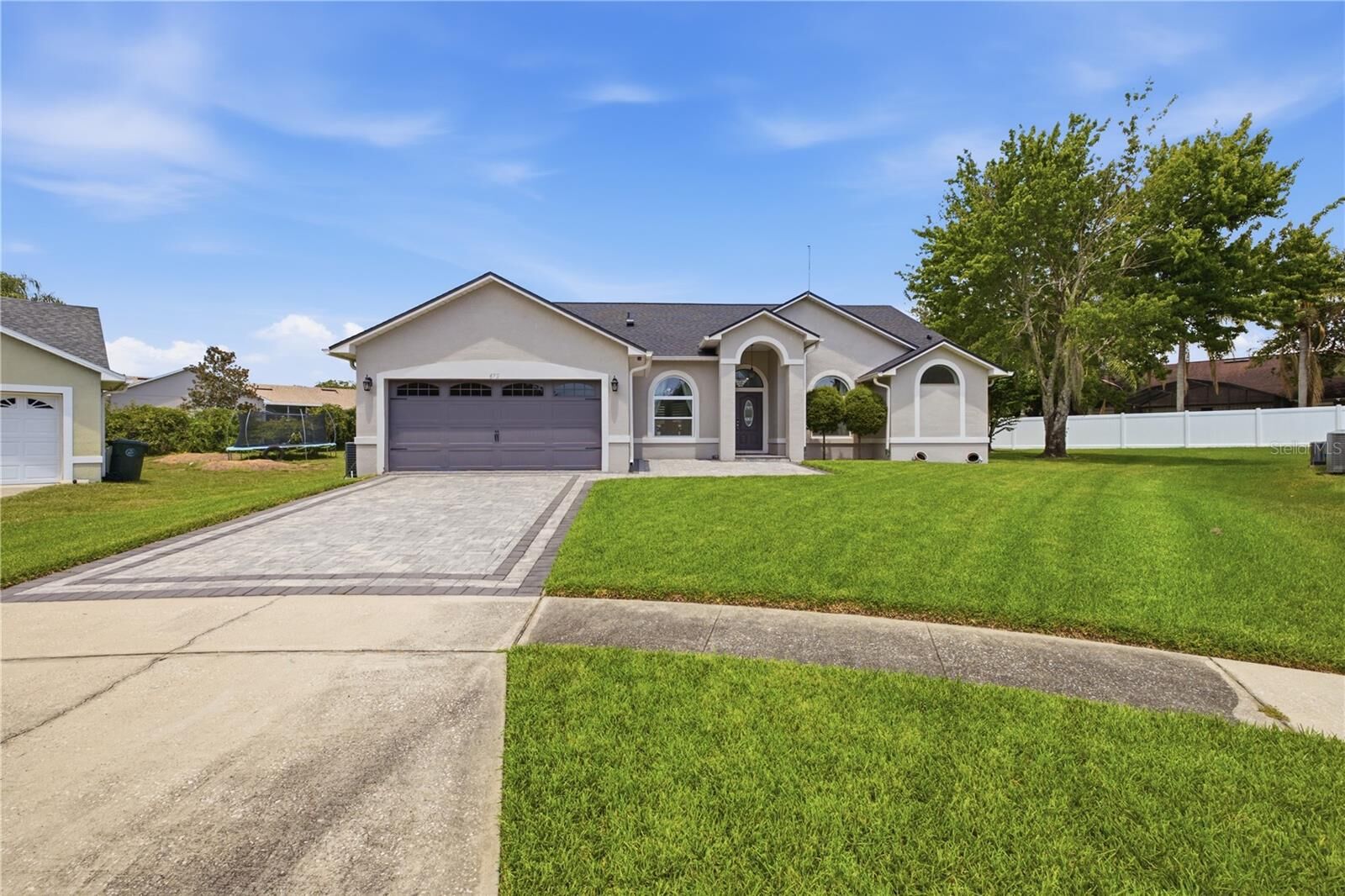 Property Photo: 672 Cranebrook Court FL 32766