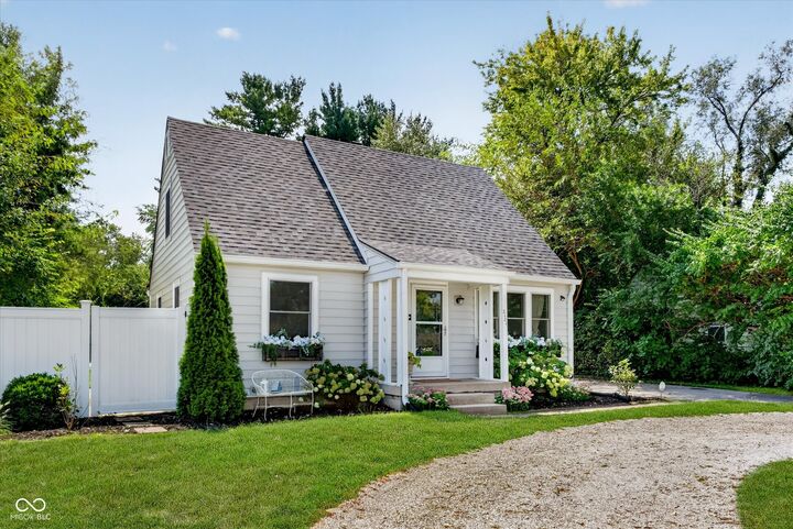 Property Photo: 2121 E 71st Street IN 46220