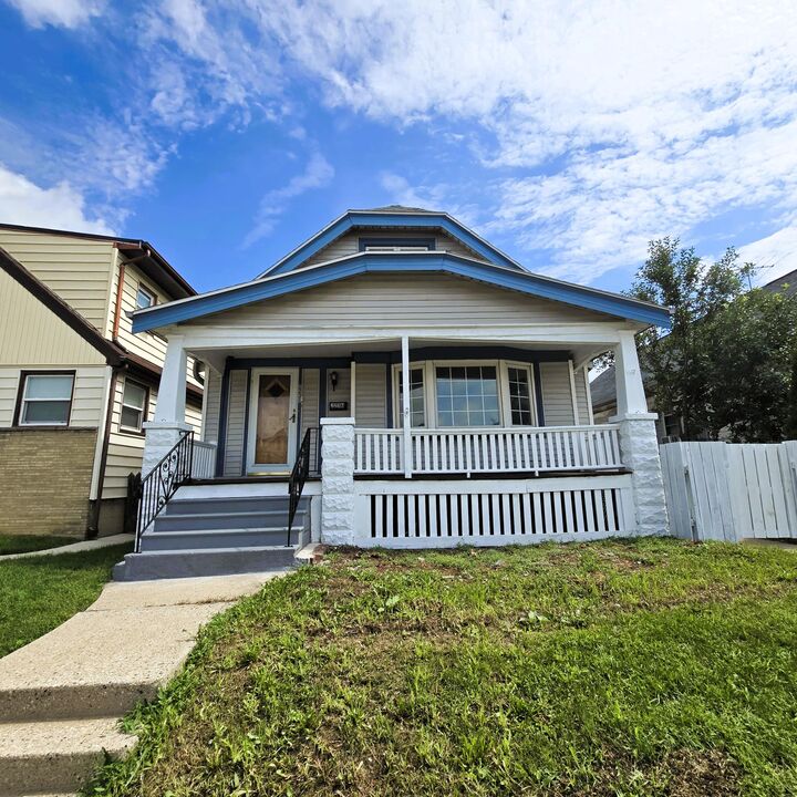 Property Photo:  2236 S 35th St  WI 53215 