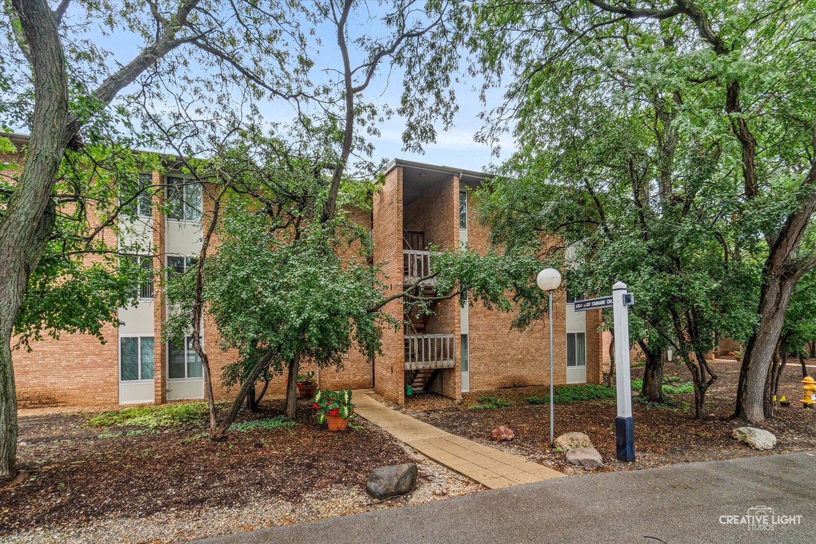 Property Photo: 1601 Fairway Drive 2G IL 60532