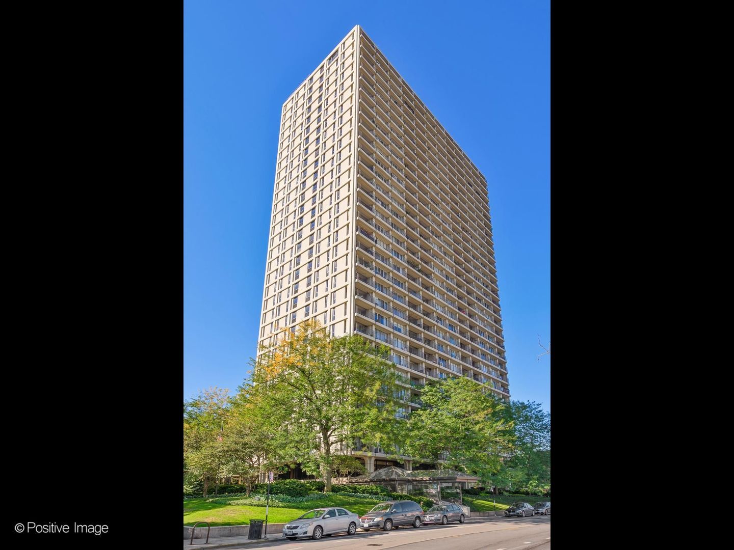 Property Photo:  1960 N Lincoln Park West 2103  IL 60614 