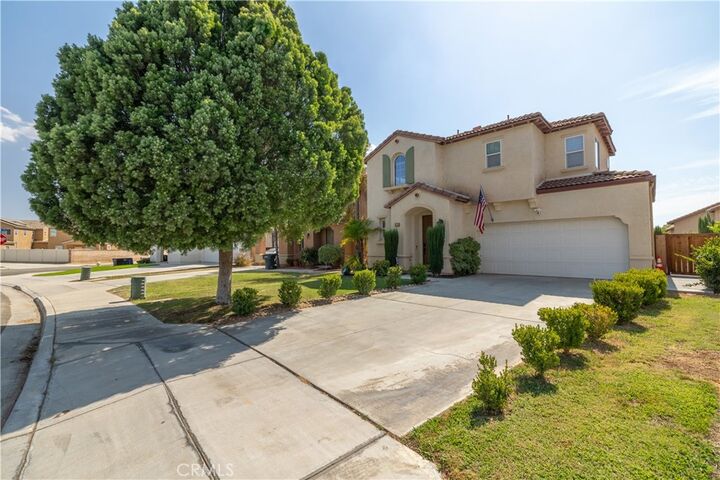Property Photo: 3738 Almansa Way CA 92571