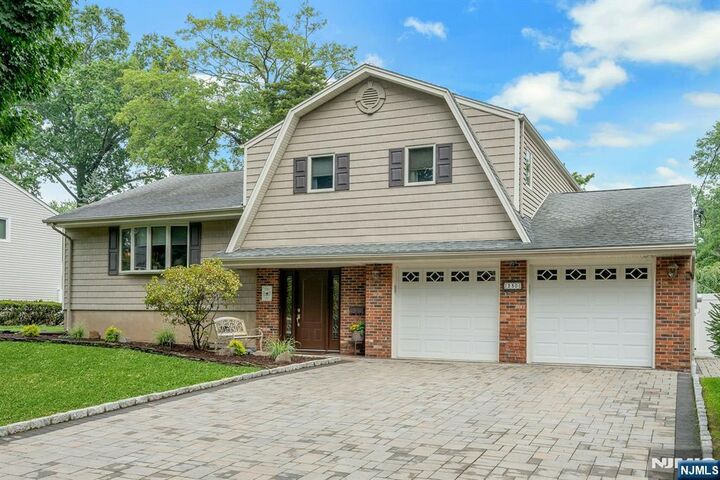 Property Photo:  230 Kociemba Drive  NJ 07675 