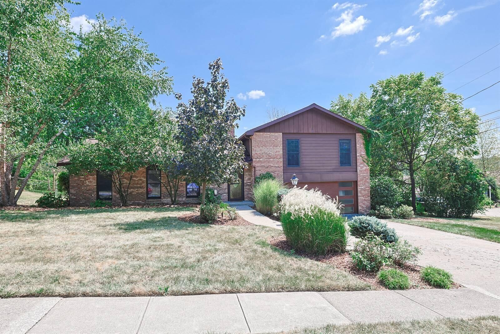 Property Photo:  8822 Valley Circle Drive  KY 41042 