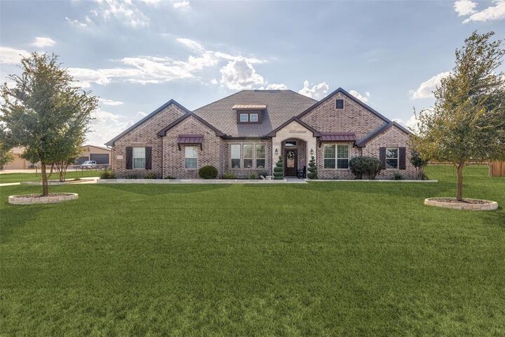 Property Photo:  110 High Ridge Court  TX 76234 