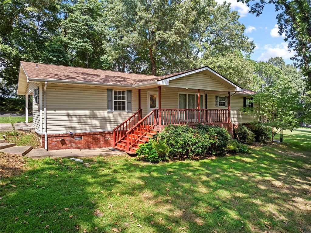 Property Photo: 120 S Old Farm Road AR 72601