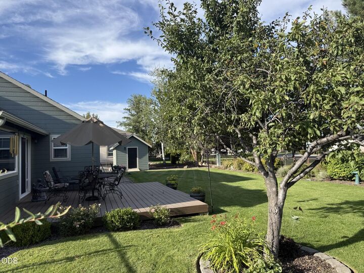 Property Photo: 3820 SW Gene Sarazan Drive OR 97756