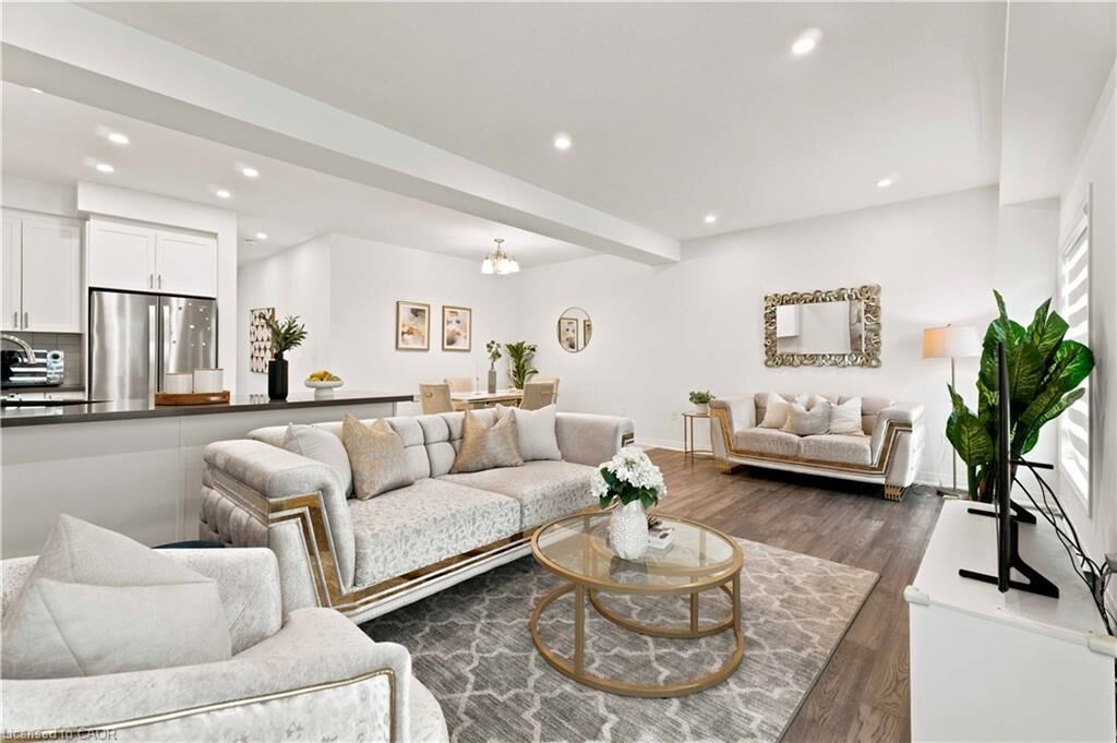 Property Photo:  236 Rockledge Drive  ON L0R 1P0 