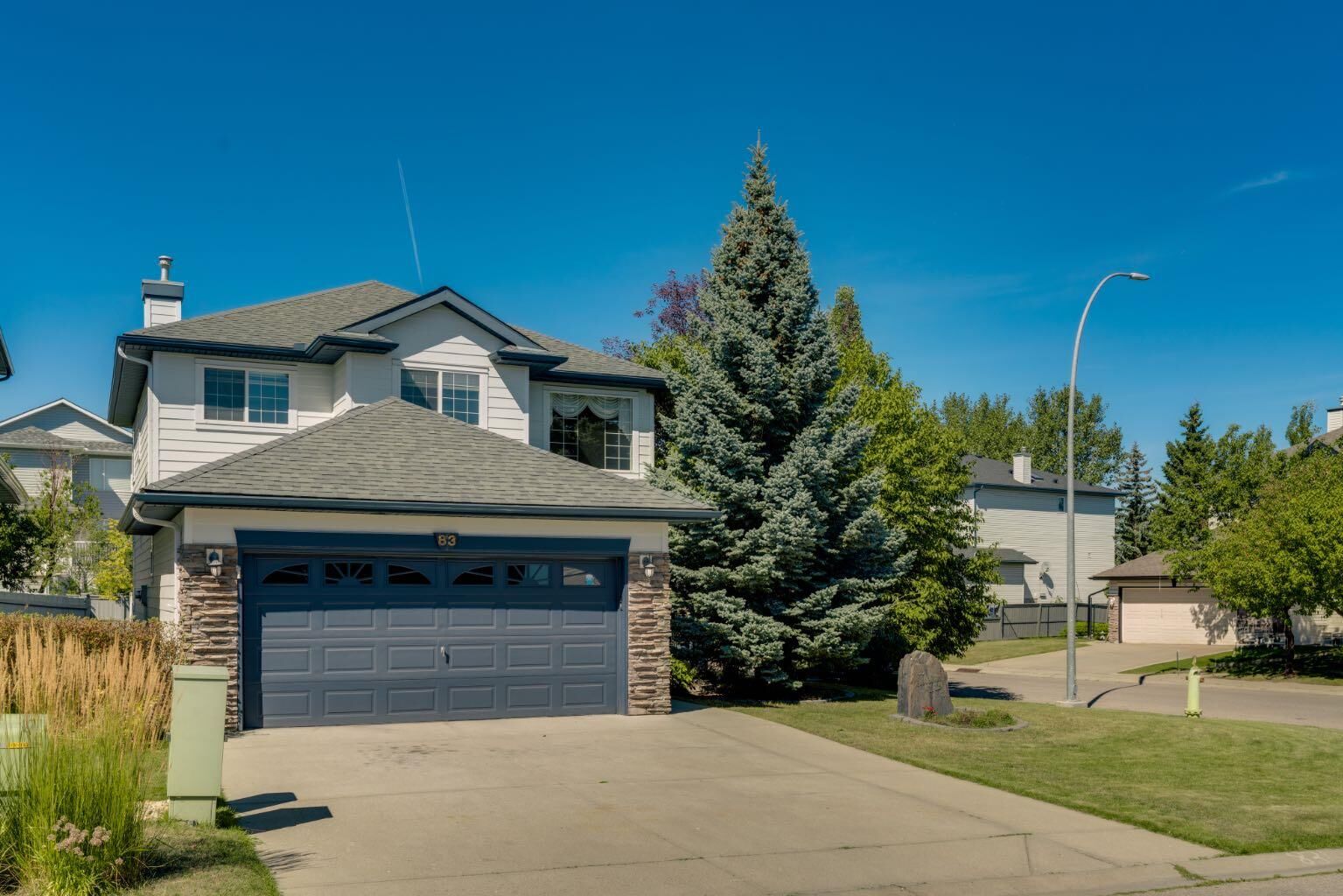 Property Photo:  83 Panorama Hills Close NW  AB T3K 5J2 