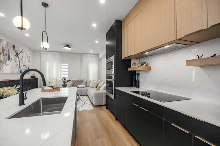 Property Photo:  67 Panatella Square NW 305  AB T3K 2S7 