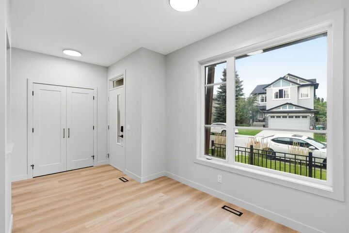 Property Photo:  189 Chapalina Square SE  AB T2X 0L5 