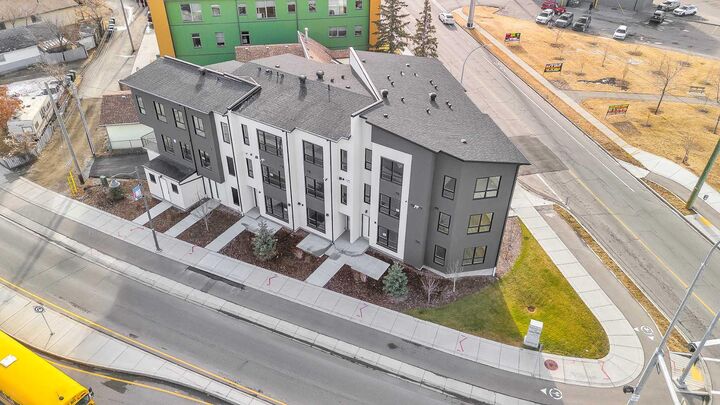 Property Photo: 4907 Bowness Road NW AB T3B 1H1