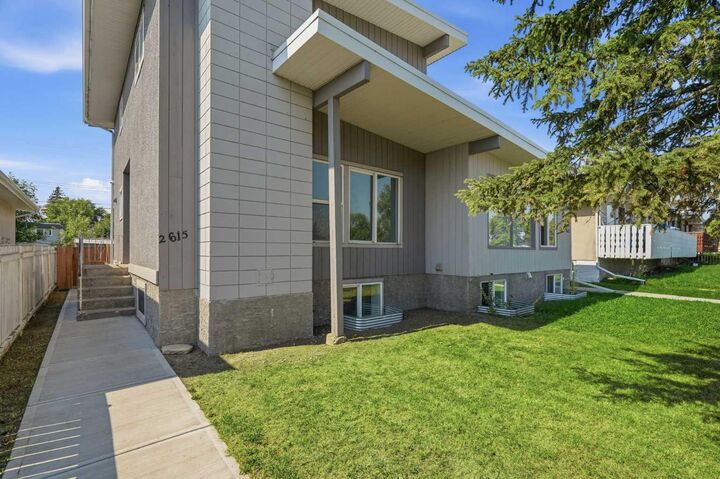 Property Photo:  2615/2613 39 Street SE  AB T2B 1A8 