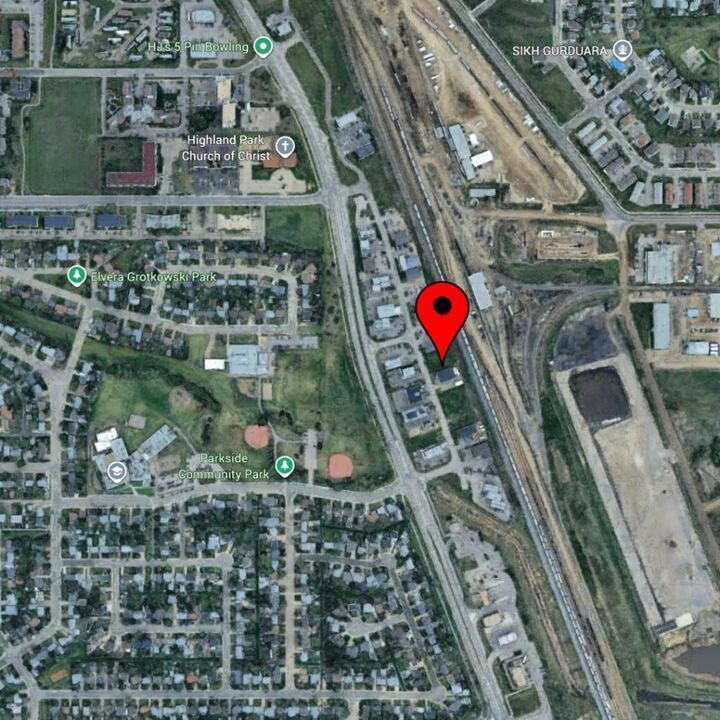 Property Photo:  8805 Resources Road #113  AB T8V 3A6 