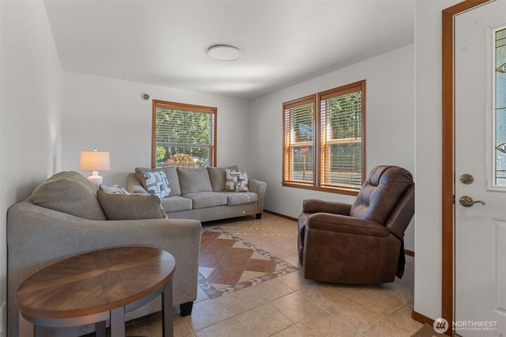 Property Photo: 1204 W Birch Street WA 98584