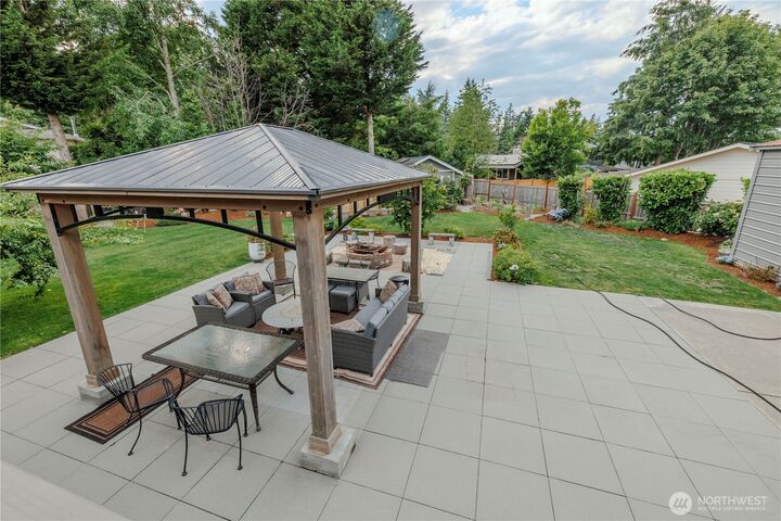 Property Photo: 1318 Beazer Court WA 98226