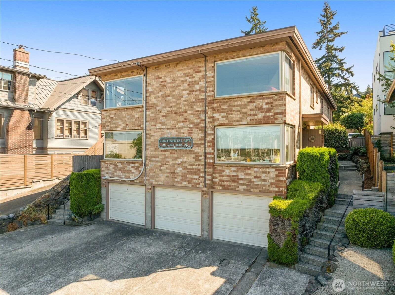 Property Photo:  2822  14th Avenue W  WA 98119 