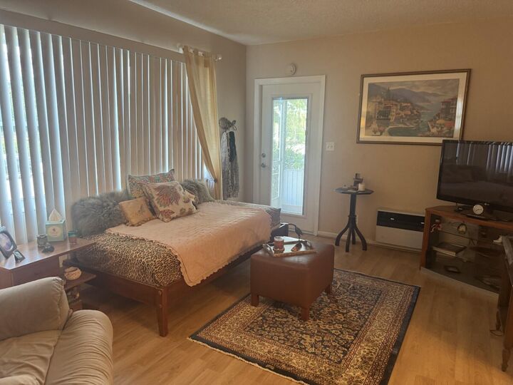 Property Photo:  11 SW 4th Avenue 1  FL 33432 